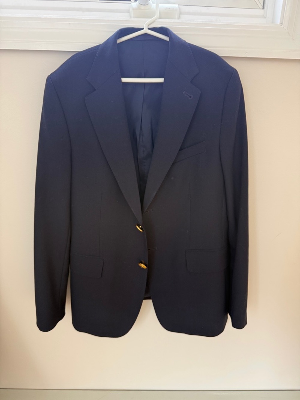 Vineyard Vines Boys Navy Two-Button Blazer, size 14